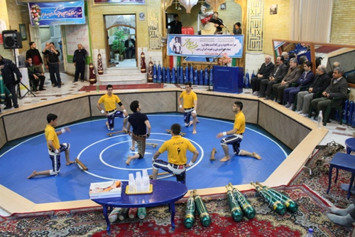 برگزاری مراسم یادبود جهان پهلوانی تختی در زورخانه متقین اراک