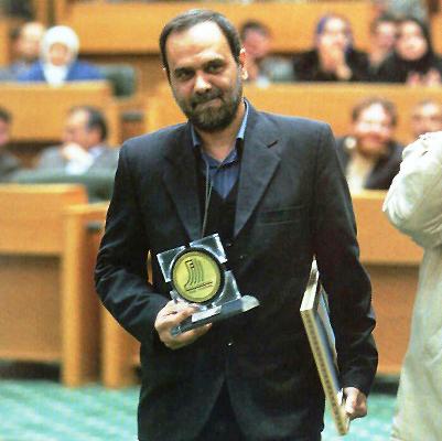 رهبر انقلاب اسلامی رئیس فقید پژوهشکده رویان را با عنوان 
