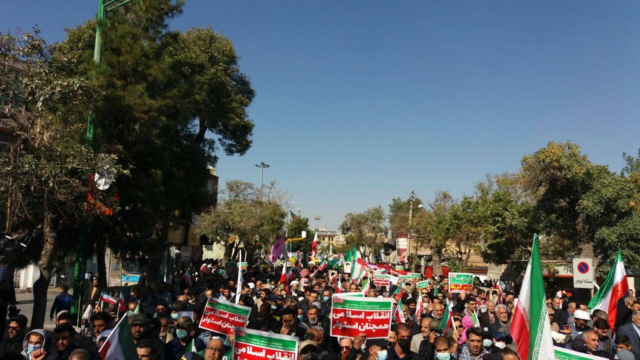 حماسه حضور مردم استان مرکزی درراهپیمایی یوم الله ۱۳ آبان