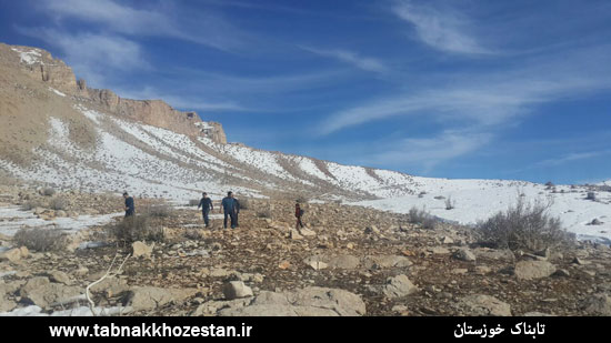 تصاویر/ برف بازی خوزستانی ها در منطقه مونگار