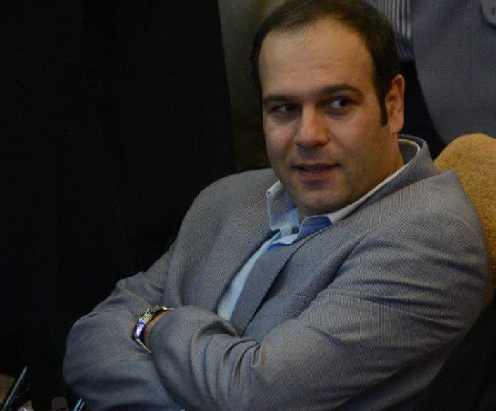 چرا در کمتر از یک سال شاهد تغییر سه باره ی پروژه میدان بصیرت لاهیجان هستیم! / مگر بر پروژه ها نظارت نمیکنید!؟ / یک نگاهی به مردم داشته باشید ببینید مردم چه می گویند! چرا در کمتر از یک سال شاهد تغییر سه باره ی پروژه میدان بصیرت لاهیجان هستیم! / مگر بر پروژه ها نظارت نمیکنید!؟ / یک نگاهی به مردم داشته باشید ببینید مردم چه می گویند!