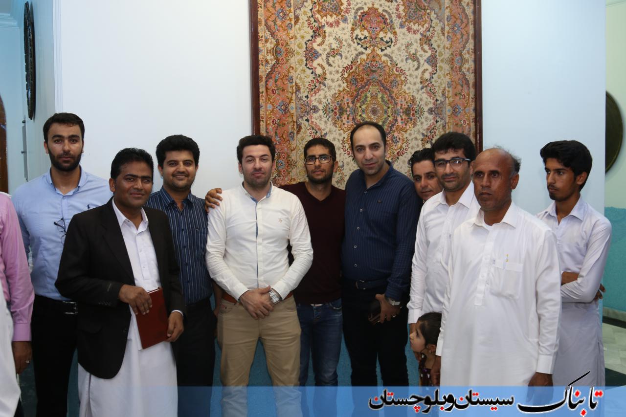 مددجویان کمیته امداد چابهار در کنار مدیران شهری/ سفره ای به رنگ وحدت و همدلی+ گزارش تصویری