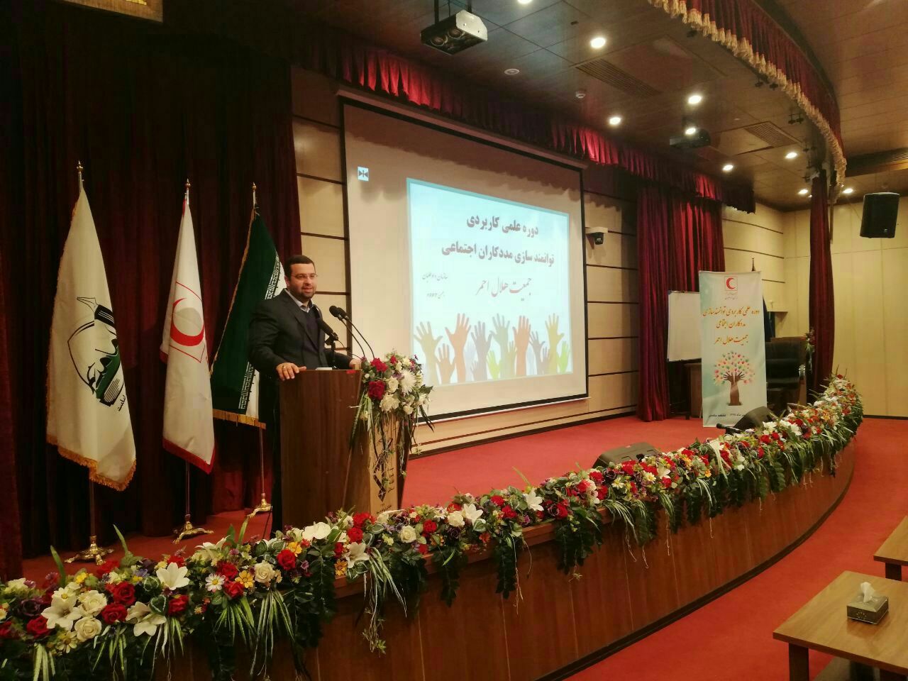 مددکاری در بحران؛ رسالت سازمان داوطلبان هلال احمر