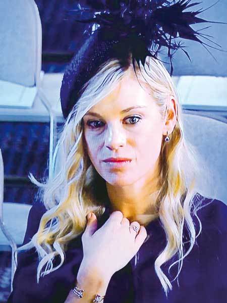 غمگینترین دختر عروسی سلطنتی +عکس غمگینترین دختر عروسی سلطنتی +عکس