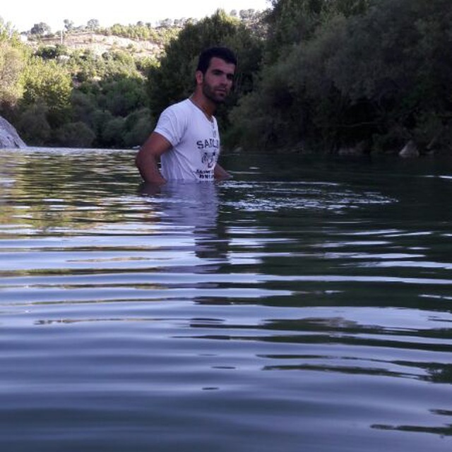 هدیه خودرو به جوان کهگیلویه و بویراحمدی برای نجات یک دختر شیرازی +جزئیات هدیه خودرو به جوان کهگیلویه و بویراحمدی برای نجات یک دختر شیرازی +جزئیات