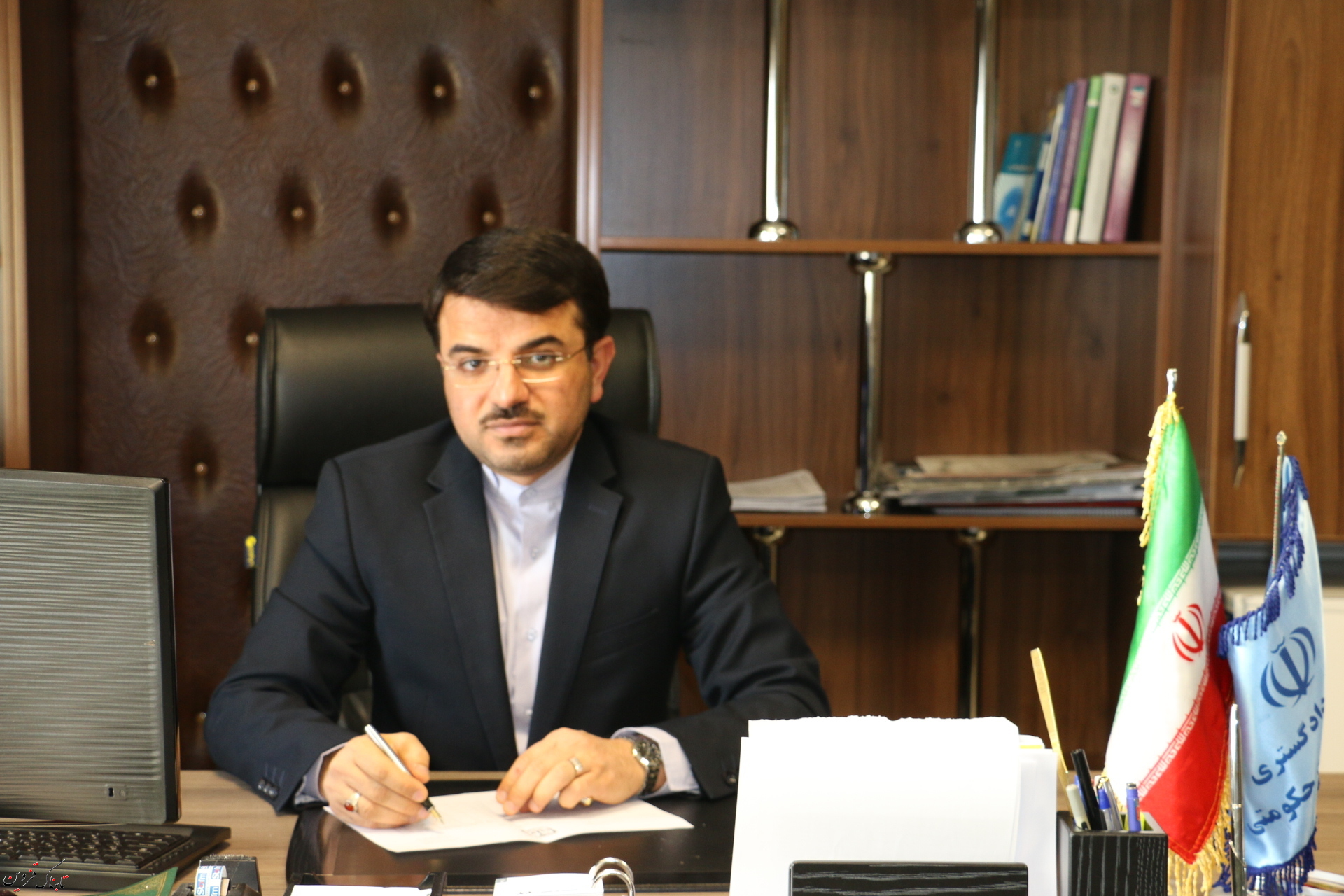 قاچاقچی البسه در قزوین به پرداخت ۳۰۰میلیون ریال جریمه محکوم شد قاچاقچی البسه در قزوین به پرداخت ۳۰۰میلیون ریال جریمه محکوم شد