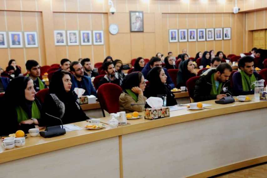 خبر خوش استخدامی معاون رئیس جمهور در یاسوج / اعتراض به یک سهل انگاری زیست محیطی در استانداری و واکنش استاندار + فیلم