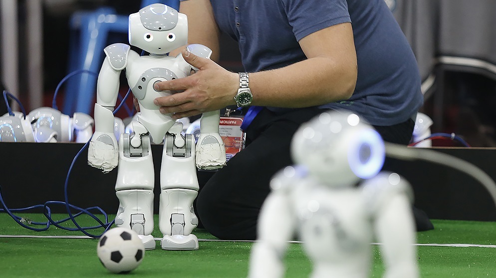 قهرمانی دانشگاه آزاد قزوین در مسابقات ربوکاپ آسیا - اقیانوسیه قهرمانی دانشگاه آزاد قزوین در مسابقات ربوکاپ آسیا - اقیانوسیه