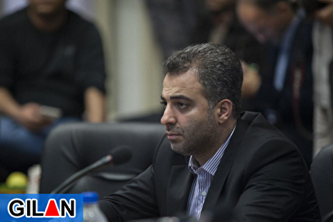 از ابتدای راه خود را برای این فضا و همه هجمه ها آماده کرده بودم! / با رای اعضای شورا بعنوان شهردار انتخاب شدم و خوشحالم که دلالان نقشی در این بین نداشتند! / شخصی برای بدست آوردن عکسهای خانوادگی ام تا استان همجوار میرود و با هدیه چک سفید امضا جلوی یکی از بستگانم عکسهای خانوادگی ام را طلب میکند! از ابتدای راه خود را برای این فضا و همه هجمه ها آماده کرده بودم! / با رای اعضای شورا بعنوان شهردار انتخاب شدم و خوشحالم که دلالان نقشی در این بین نداشتند! / شخصی برای بدست آوردن عکسهای خانوادگی ام تا استان همجوار میرود و با هدیه چک سفید امضا جلوی یکی از بستگانم عکسهای خانوادگی ام را طلب میکند!