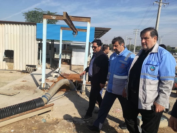 بازدید میدانی مهندس اسماعیل نجار  رییس سازمان مدیریت بحران کشور و کیامرث حاجی زاده معاون استاندار و مدیرکل مدیریت بحران خوزستان از وضعیت مناطق آبگرفته شهرستان خرمشهر