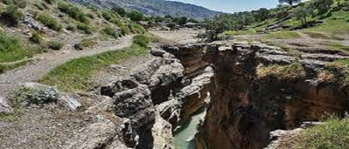 معرفی آثار تاریخی و جاذبه های گردشگری استان ایلام/کوه قلاقیران، تنگه رازیانه، پارک جنگلی چغا سبز، پارک ملت معرفی آثار تاریخی و جاذبه های گردشگری استان ایلام/کوه قلاقیران، تنگه رازیانه، پارک جنگلی چغا سبز، پارک ملت