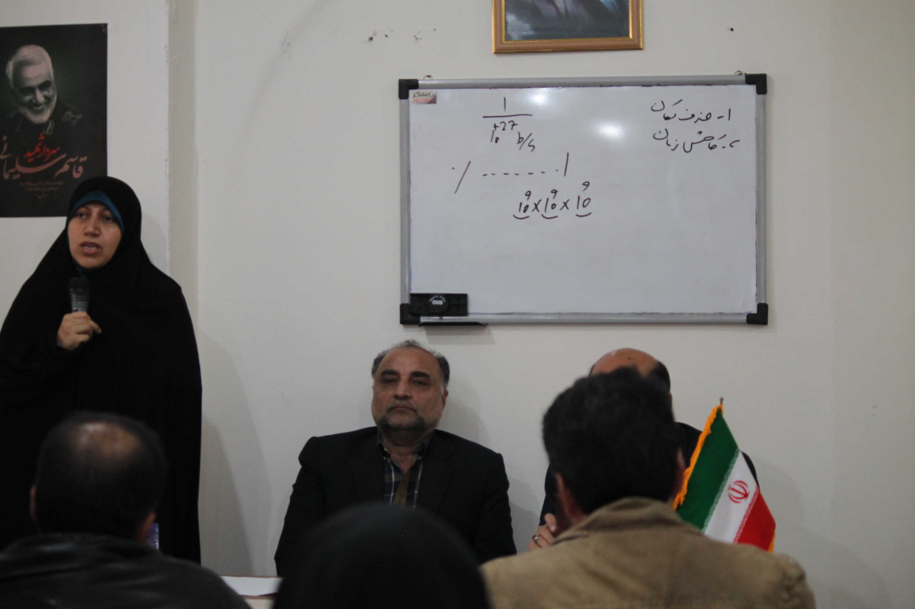 آدم ها فاسد نیستند قانون ضعیف است آدم ها فاسد نیستند قانون ضعیف است