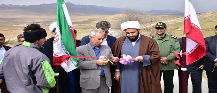 افتتاح و کلنگ زنی ۱۴ پروژه عمرانی و کشاورزی در اسلام آبا غرب