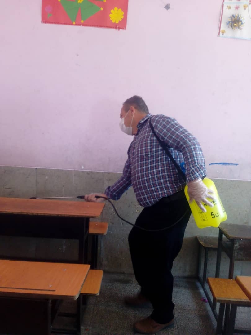 مدارس شهرستان لنده برای مقابله با شیوع ویروس کرونا ضد عفونی شدند+تصاویر مدارس شهرستان لنده برای مقابله با شیوع ویروس کرونا ضد عفونی شدند+تصاویر