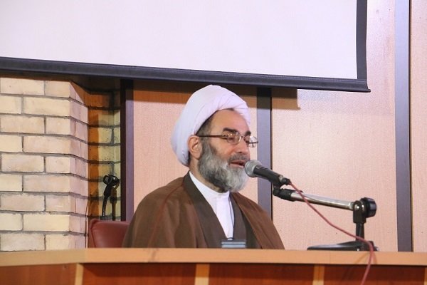 عملکرد ضعیف دولت در بخش اقتصادی؛ کارفرمایان از کارگران حمایت کنند عملکرد ضعیف دولت در بخش اقتصادی؛ کارفرمایان از کارگران حمایت کنند