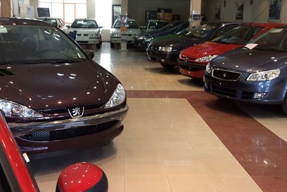 التهاب باورنکردنی در بازار خودرو/ قیمت ها به صورت ساعتی در بازار بالا می رود التهاب باورنکردنی در بازار خودرو/ قیمت ها به صورت ساعتی در بازار بالا می رود