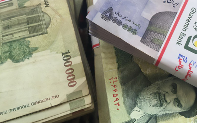 با پرداخت اصل تسهیلات، بانک موظف به بخشودگی سود تسهیلات است با پرداخت اصل تسهیلات، بانک موظف به بخشودگی سود تسهیلات است