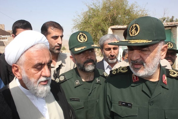 سفر فرمانده کل سپاه به مسجدسلیمان سفر فرمانده کل سپاه به مسجدسلیمان