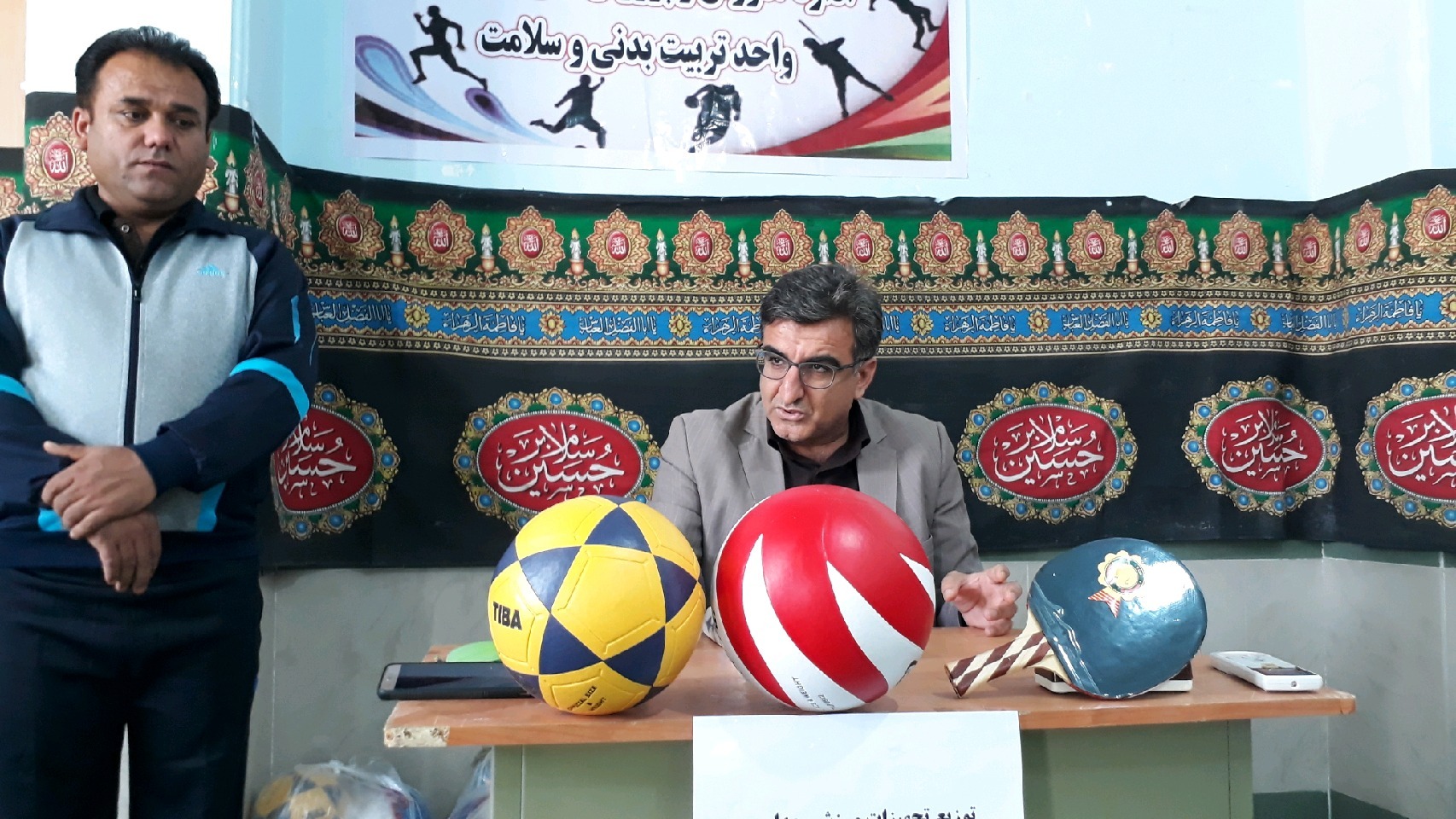 تجهیز ۹۰ مدرسه شهرستان لنده به وسایل ورزشی در آستانه سال نو+تصاویر تجهیز ۹۰ مدرسه شهرستان لنده به وسایل ورزشی در آستانه سال نو+تصاویر