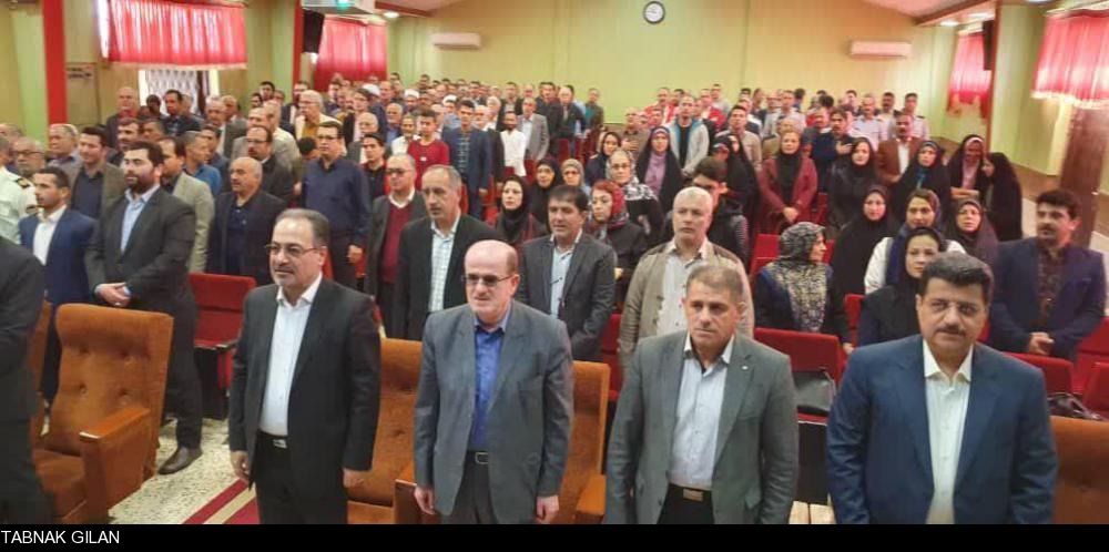 شفقی: پرداخت حقوق و مزایای کارکنان شهرداری ها در اولویت شهرداران شهرستان لنگرود باشد؛ عباسقلی زاده: باید برای شهر برنامه راهبردی و محوری تعریف شود؛ شهرداران باید با حسن نیت و صداقت در کار از تبعیض بین شهروندان پرهیز کنند شفقی: پرداخت حقوق و مزایای کارکنان شهرداری ها در اولویت شهرداران شهرستان لنگرود باشد؛ عباسقلی زاده: باید برای شهر برنامه راهبردی و محوری تعریف شود؛ شهرداران باید با حسن نیت و صداقت در کار از تبعیض بین شهروندان پرهیز کنند