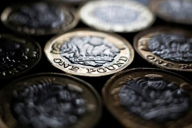 دلار ثابت ماند/ نرخ رسمی یورو و پوند افزایش یافت دلار ثابت ماند/ نرخ رسمی یورو و پوند افزایش یافت