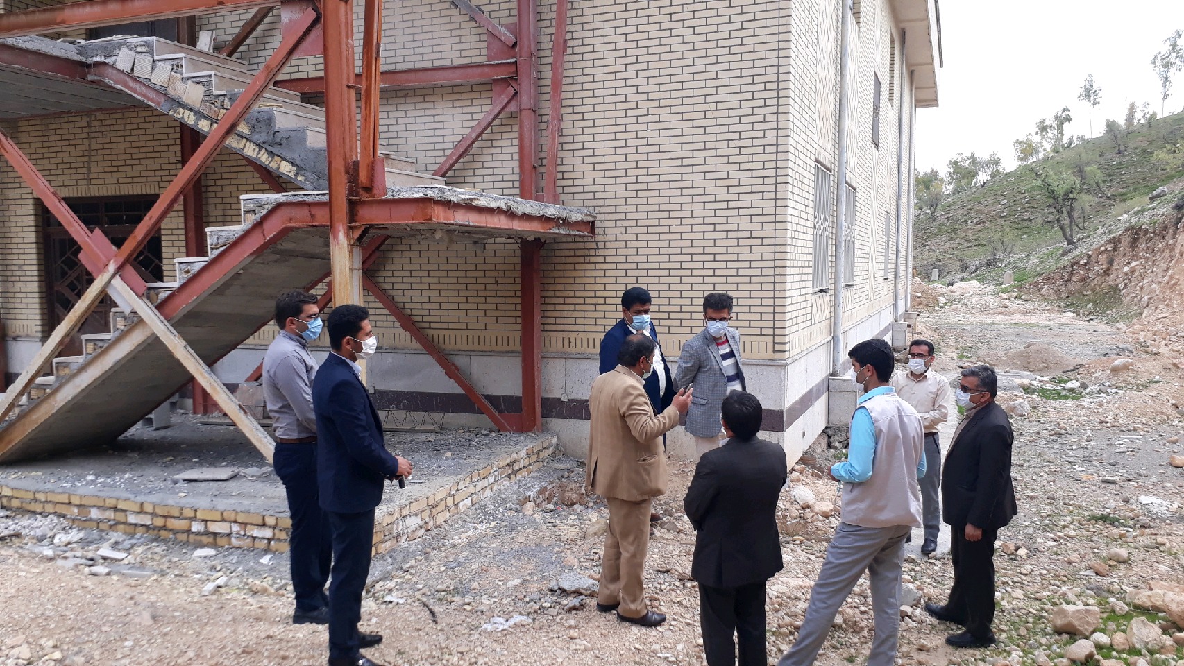 اضافه شدن ۲۰ کلاس درس به فضای آموزشی لنده تا مهر ۱۴۰۰/روستای صعب العبور عروه مدرسه دار شد+تصاویر اضافه شدن ۲۰ کلاس درس به فضای آموزشی لنده تا مهر ۱۴۰۰/روستای صعب العبور عروه مدرسه دار شد+تصاویر