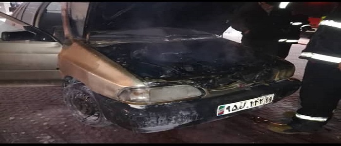 حریق خودرو پراید در جایگاه سوختگیری سی ان جی کرمانشاه