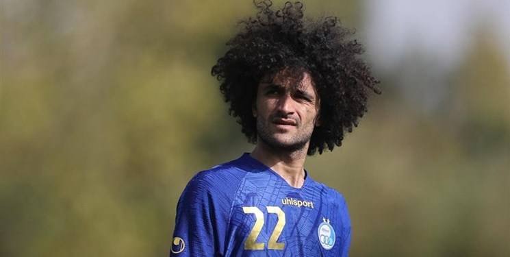 سفید امضای بازیکن یاسوجی / دوست داشتم به مردم سیسخت دلگرمی بدهم / شهرداری یاسوج بدترین انتخابم بود