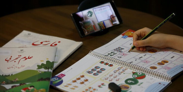 دانش آموزان و معلمان کنگان از دردسرهای تدریس مجازی می گویند دانش آموزان و معلمان کنگان از دردسرهای تدریس مجازی می گویند