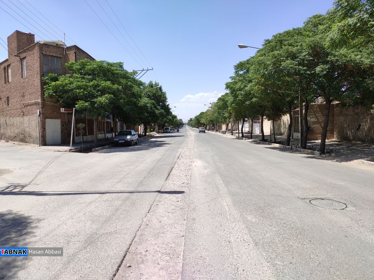 مردم در سراسر خیابان مدیریت دو ماهه که در حال خاک خوردن هستند مردم در سراسر خیابان مدیریت دو ماهه که در حال خاک خوردن هستند