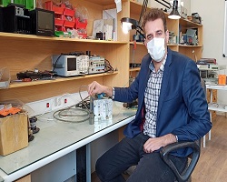 ساخت دستگاه قابل حمل اندازه گیری لرزش الکتروپمپ‌ها