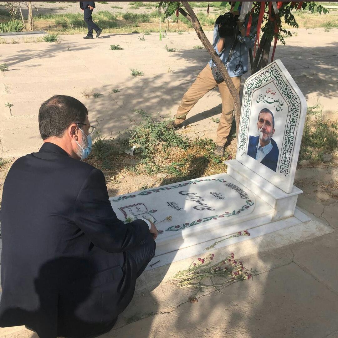 نائب رئیس مجلس و وزیر اسبق ورزش نامزد انتخابات ریاست جمهوری شد/یک هرمزگانی میان نامزدهای انتخابات/رستم قاسمی امروز ثبت نام خواهد کرد نائب رئیس مجلس و وزیر اسبق ورزش نامزد انتخابات ریاست جمهوری شد/یک هرمزگانی میان نامزدهای انتخابات/رستم قاسمی امروز ثبت نام خواهد کرد