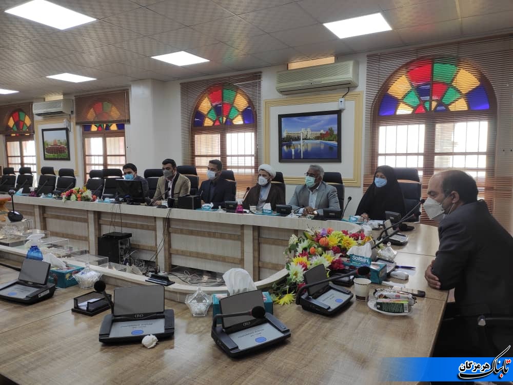 دیداراعضاکمیسیون حقوق ومعماری شهرسازی شورای شهربندرعباس باریاست واساتیدحقوق دانشگاه آزاداسلامی