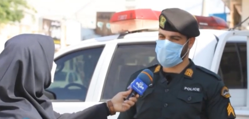 دست مهرباني پليس براي خدمت به كودكان كار