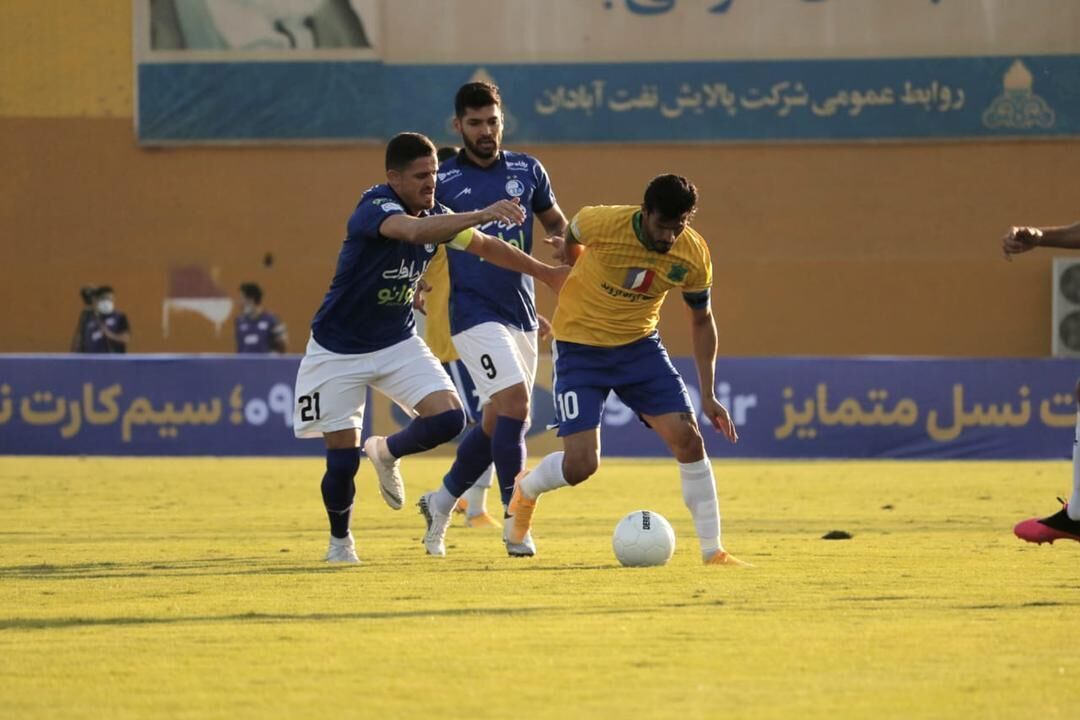 صنعتنفت آبادان و استقلال تهران تساوی کردند