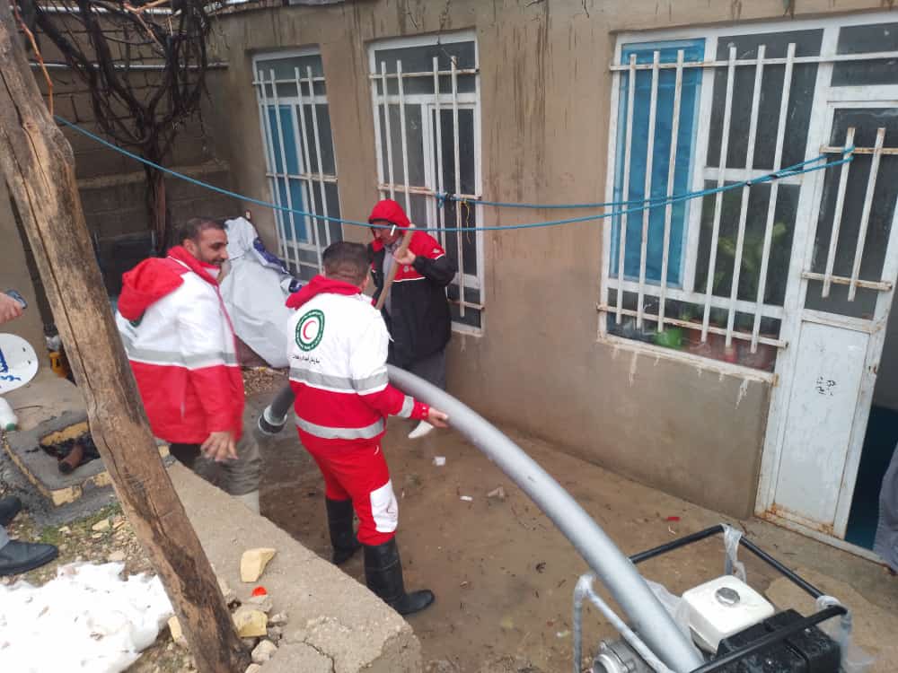 تقدیر و تشکر فرماندار شهرستان مارگون از امداد رسانی نیروی های هلال احمر