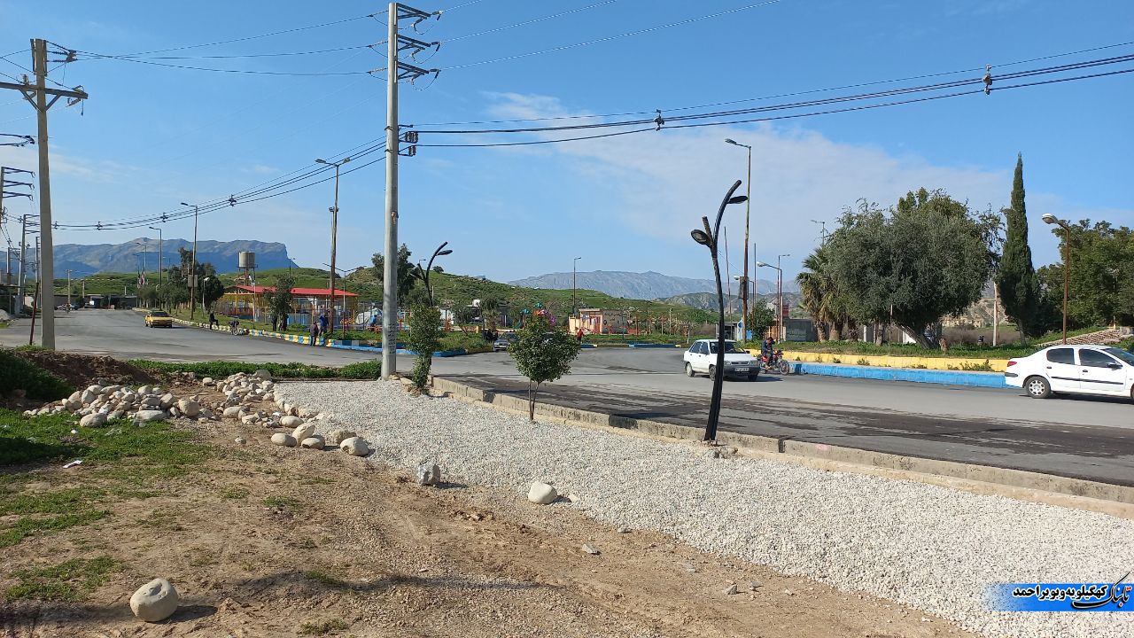 اولویت شهرداری و شورای ششم زیبا کردن ورودی شهر است/فاز دوم ساماندهی ورودی شهر لنده آغاز شد+تصاویر اولویت شهرداری و شورای ششم زیبا کردن ورودی شهر است/فاز دوم ساماندهی ورودی شهر لنده آغاز شد+تصاویر