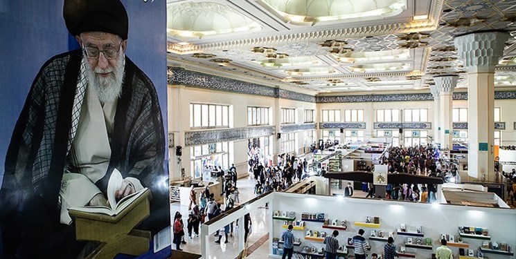 اعزام اصحاب فرهنگ و هنر زنجان به نمایشگاه کتاب تهران