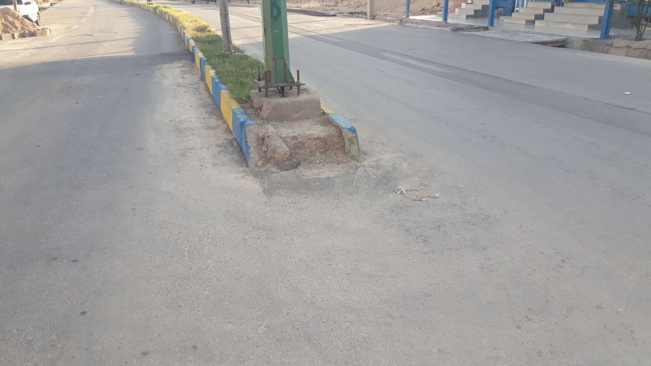 وضعیت بسیار بد زیر ساختی خیابان ها و کوچه ها در لنده+تصویر وضعیت بسیار بد زیر ساختی خیابان ها و کوچه ها در لنده+تصویر