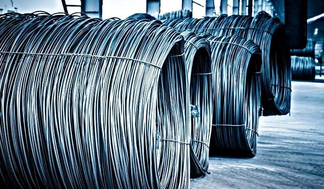 14 کارخانه تولیدکننده میلگرد با ظرفیت بالا و استاندارد بین المللی میلگرد کویر کاشان در انواع کلاف و ساده تولید می شود.