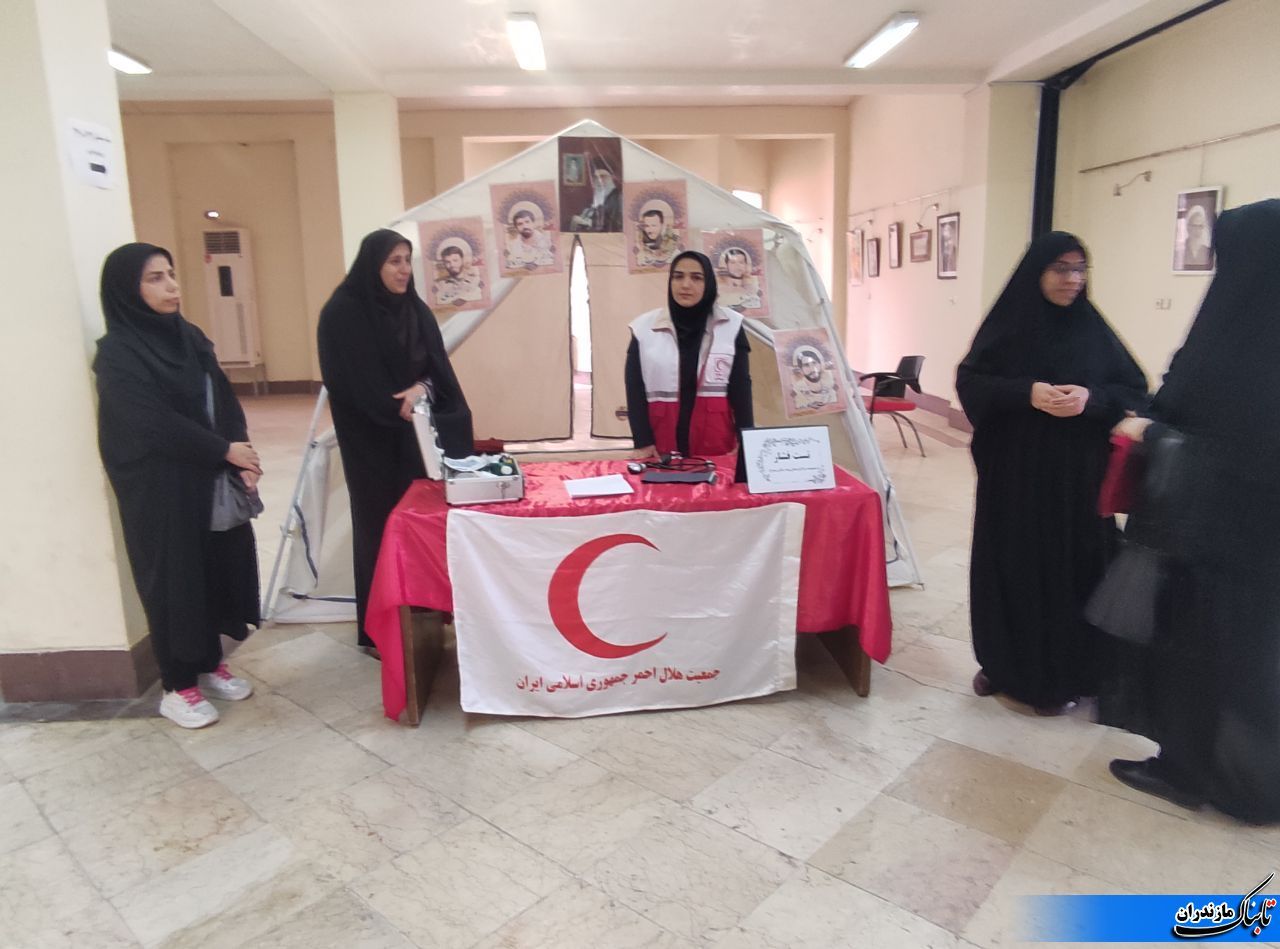 اولین همایش ملی راه زندگی و مادری از سوی کمیته امداد در نکا برگزار شد