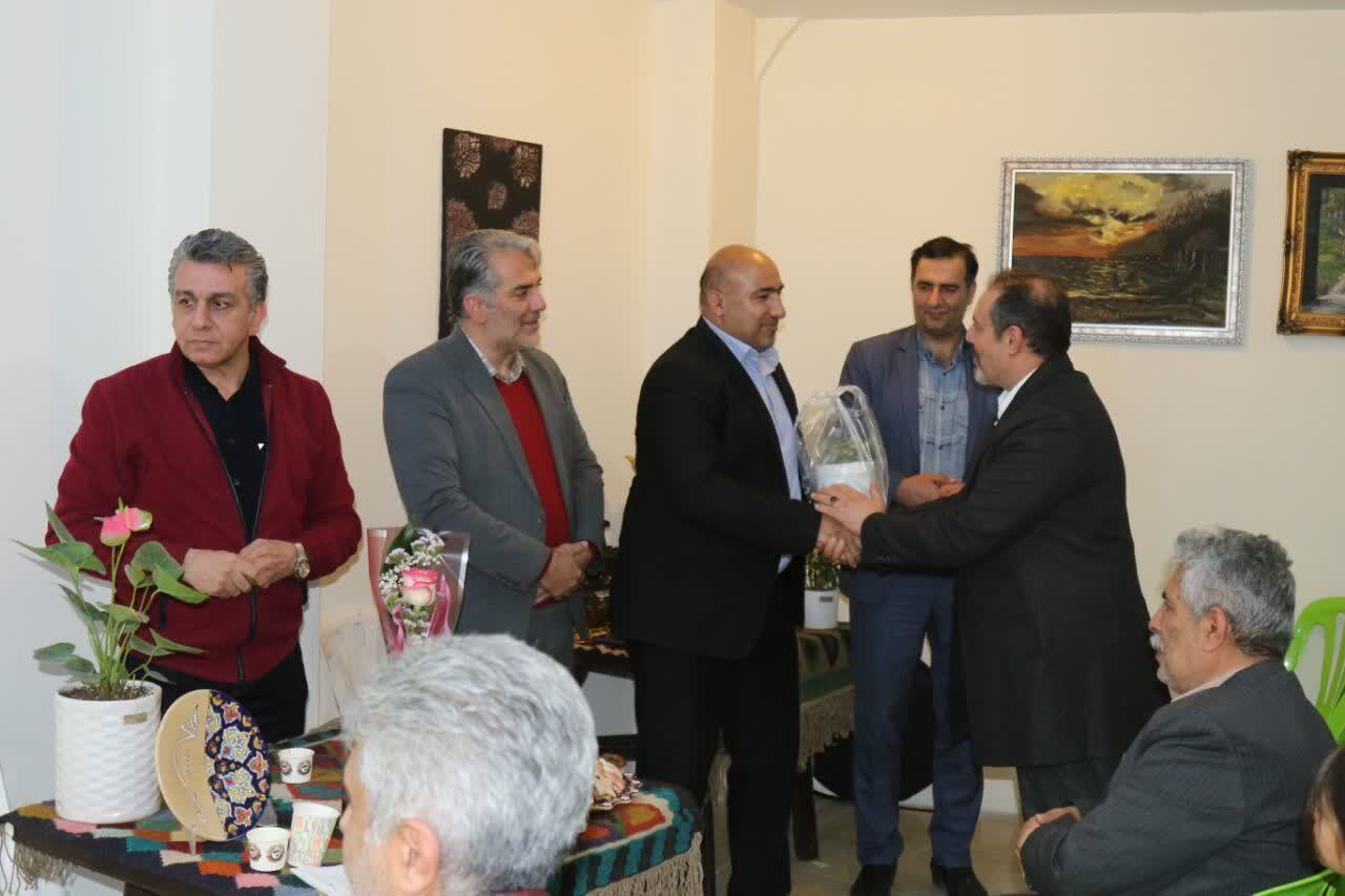 عیدانه های شهردار اوشان فشم میگون به شهروندان