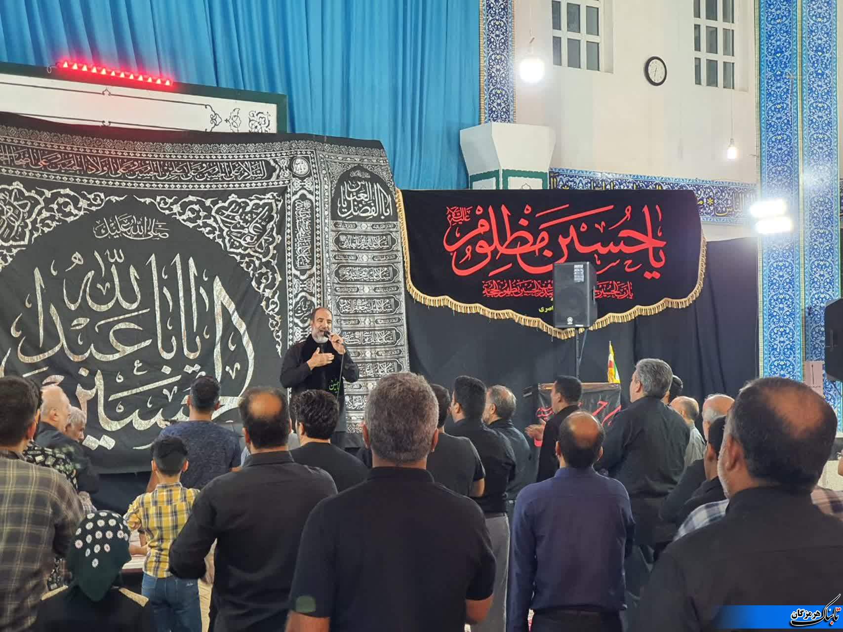 مراسم عزاداری شب شهادت امام زین العابدین(ع)در هئیت خادم الرضا مراسم عزاداری شب شهادت امام زین العابدین(ع)در هئیت خادم الرضا