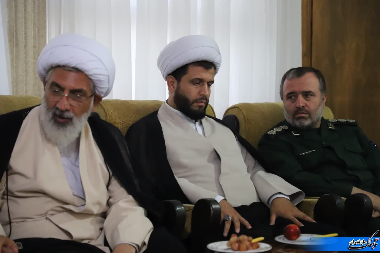 دیدار نمایندگی ولی فقیه سپاه کربلا مازندران و فرمانده سپاه شهرستان نکا با خانواده شهیده رقیه حسین‌زاده