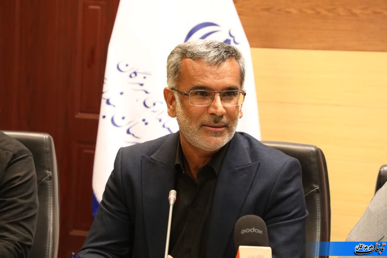 هرمزگان رتبه اول طرح نهضت ملی مسکن در کشور را کسب کرد/آسفالت ۳۵۰هزارمترمربع در سطح معابر روستایی