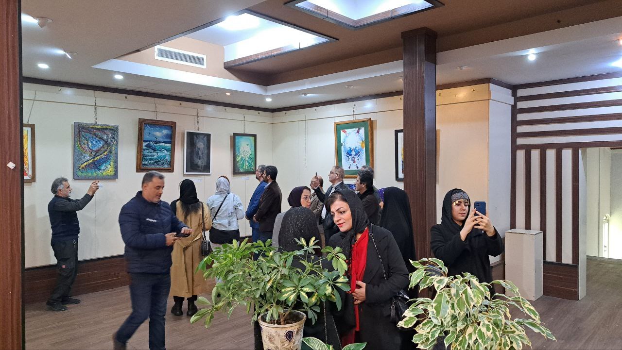 نمایشگاه گروهی هنرهای تجسمی بانوان هنرمند با عنوان نمایشگاه گروهی هنرهای تجسمی بانوان هنرمند با عنوان