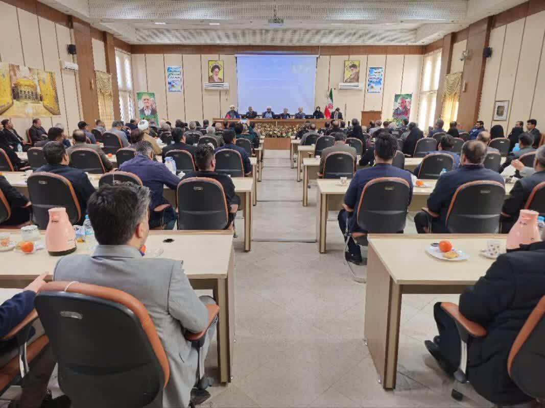 معارفه نخستین فرماندار «زن» در خراسان رضوی معارفه نخستین فرماندار «زن» در خراسان رضوی