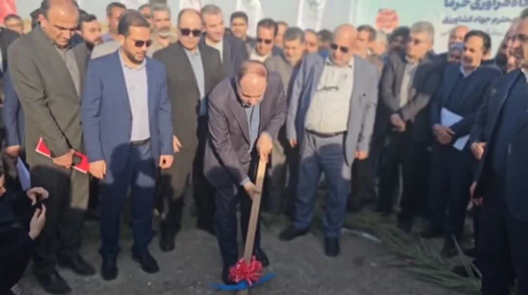 افتتاح پروژه پالایشگاه فرآوری خرما در کشت و صنعت فارابی افتتاح پروژه پالایشگاه فرآوری خرما در کشت و صنعت فارابی