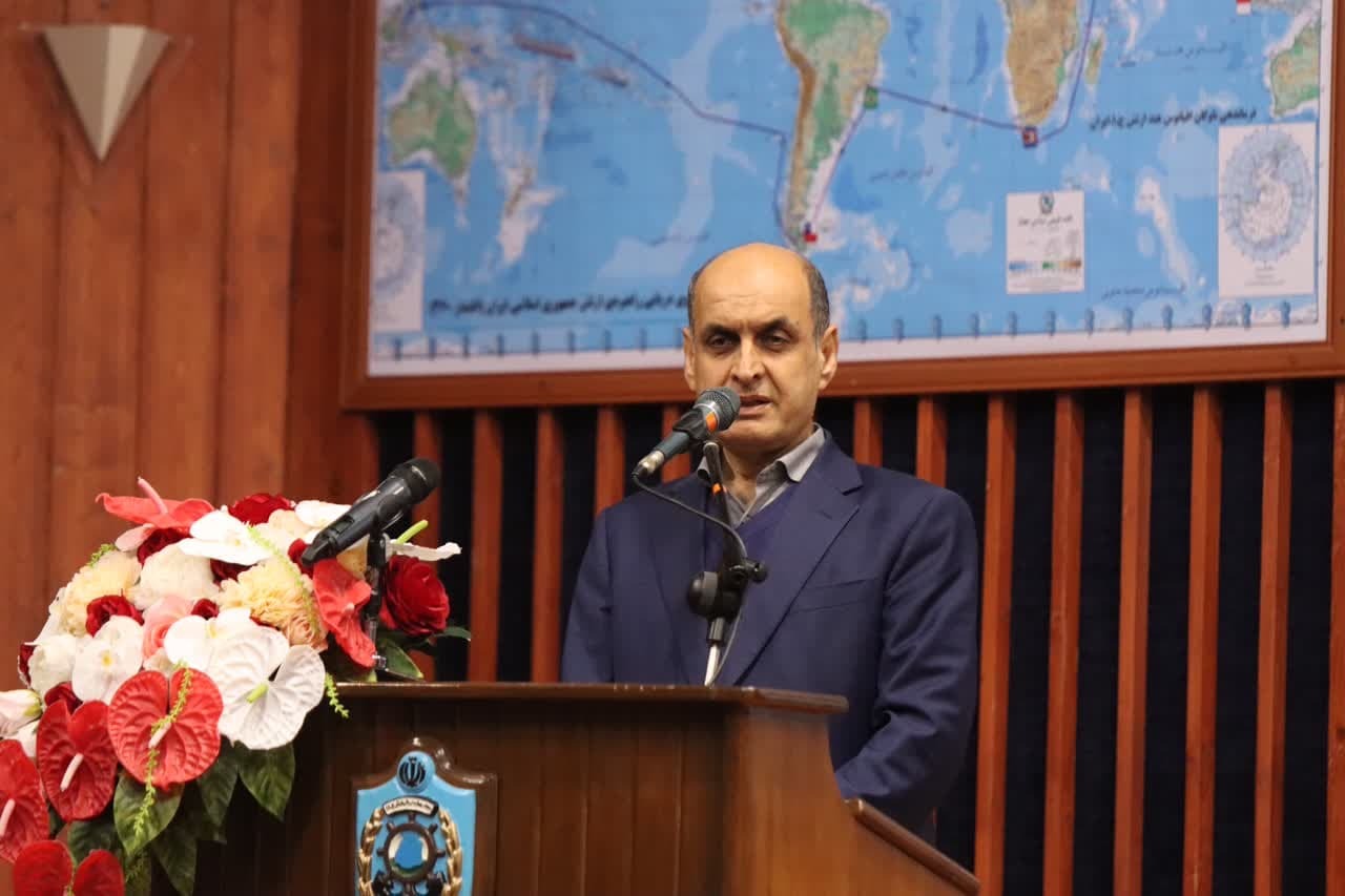 نیروی دریایی الگویی برای تقویت منابع و پیشرفت ملی است/توسعه بخش دریایی نیازمند تقویت زیرساختها و نیروی انسانی است
