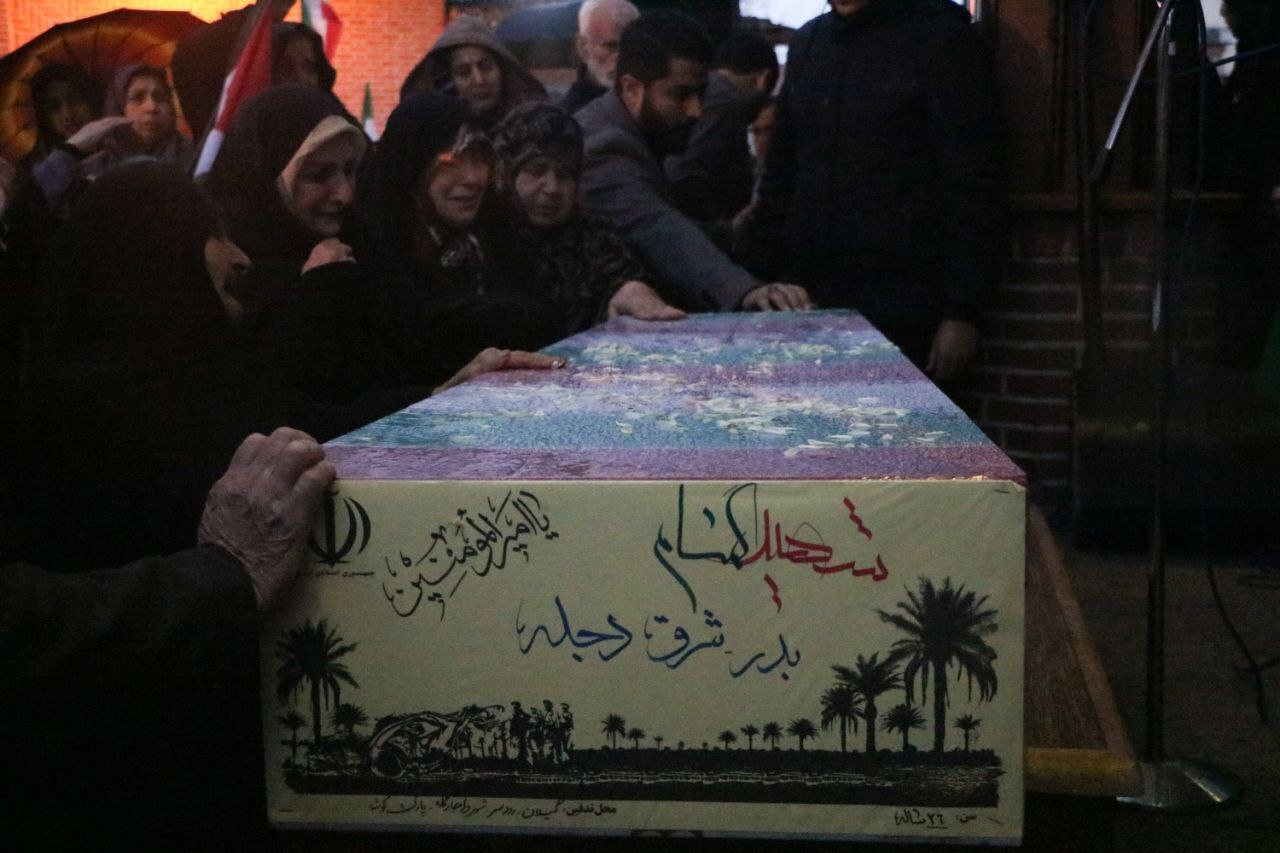 عزاداری ایام فاطمیه و سالروز شهادت میرزا کوچک جنگلی در رشت برگزار شد/ صدوسومین سالگرد میرزاکوچک با حضور شهید خوشنام نورانی شد+تصاویر عزاداری ایام فاطمیه و سالروز شهادت میرزا کوچک جنگلی در رشت برگزار شد/ صدوسومین سالگرد میرزاکوچک با حضور شهید خوشنام نورانی شد+تصاویر